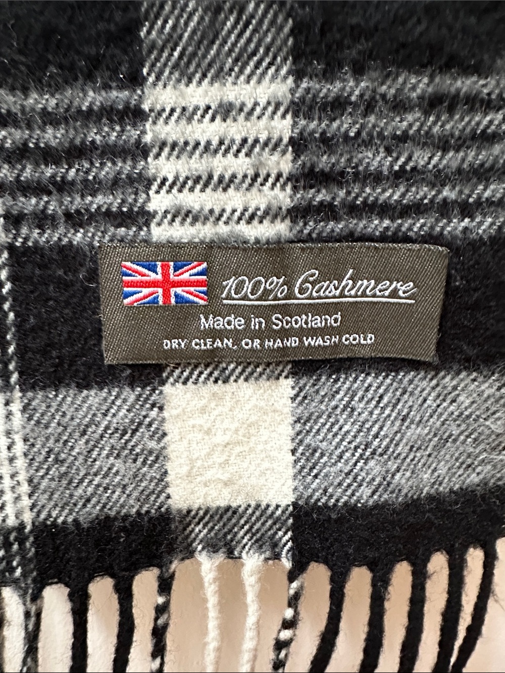 Cashmere Black & White Plaid Men's Scarf